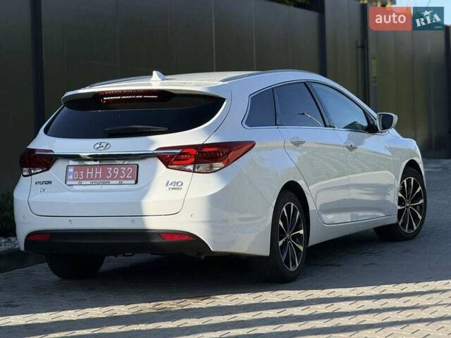 Хендай и40 2016 в Дубно на Automoto.ua Белый Хендай и40, объемом двигателя 1.7 л и пробегом 189 тыс. км за 13950 $, фото 2 на Automoto.ua