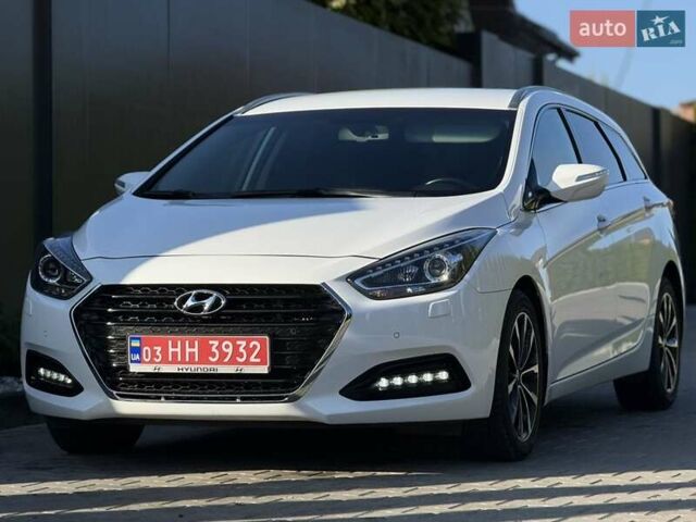 Хендай и40 2016 в Дубно на Automoto.ua Белый Хендай и40, объемом двигателя 1.7 л и пробегом 189 тыс. км за 13950 $, фото 1 на Automoto.ua