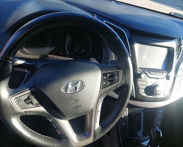 Хендай и40 2017 в Одессе на Automoto.ua Белый Хендай и40, объемом двигателя 1.69 л и пробегом 225 тыс. км за 14500 $, фото 26 на Automoto.ua