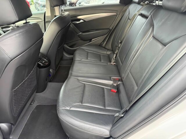 Хендай и40 2018 в Полтаве на Automoto.ua Белый Хендай и40, объемом двигателя 1.7 л и пробегом 38 тыс. км за 5472 $, фото 12 на Automoto.ua