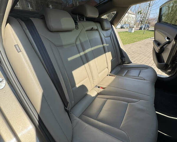 Бежевий Хендай і40, об'ємом двигуна 1.7 л та пробігом 190 тис. км за 11000 $, фото 20 на Automoto.ua