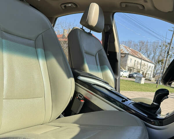Бежевий Хендай і40, об'ємом двигуна 1.7 л та пробігом 190 тис. км за 11000 $, фото 14 на Automoto.ua