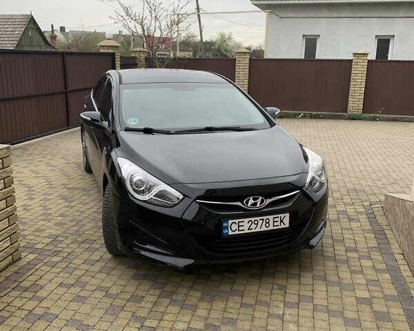 Чорний Хендай і40, об'ємом двигуна 1.69 л та пробігом 230 тис. км за 9500 $, фото 1 на Automoto.ua