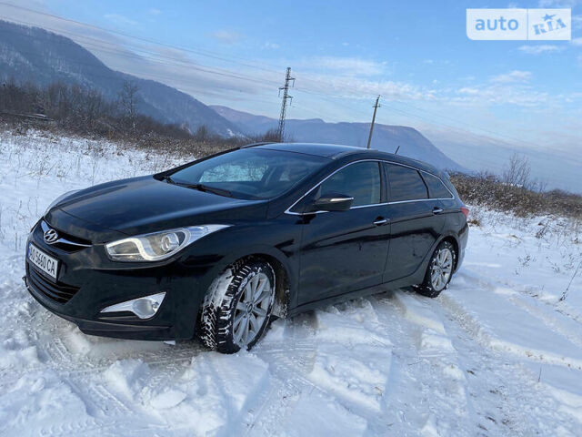 Чорний Хендай і40, об'ємом двигуна 1.7 л та пробігом 195 тис. км за 10000 $, фото 7 на Automoto.ua