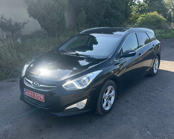 Чорний Хендай і40, об'ємом двигуна 0 л та пробігом 291 тис. км за 7800 $, фото 1 на Automoto.ua