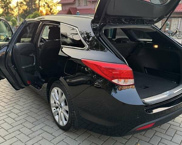 Чорний Хендай і40, об'ємом двигуна 1.7 л та пробігом 214 тис. км за 8999 $, фото 28 на Automoto.ua