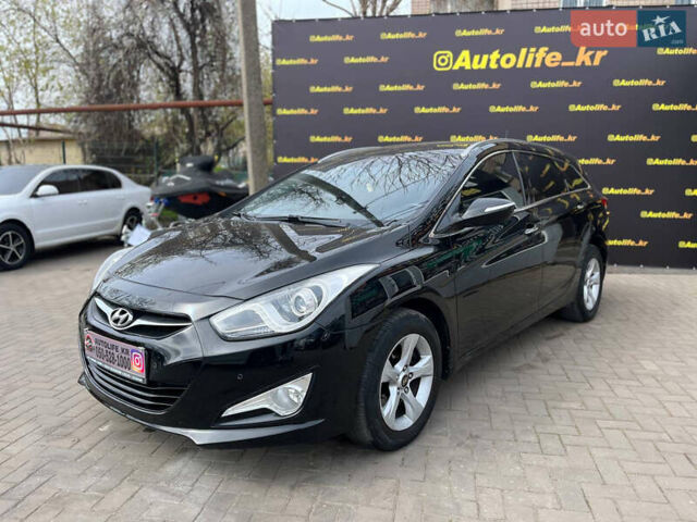 Черный Хендай и40, объемом двигателя 1.7 л и пробегом 182 тыс. км за 9500 $, фото 1 на Automoto.ua