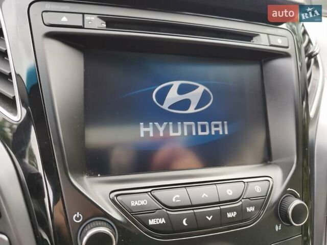 Черный Хендай и40, объемом двигателя 1.7 л и пробегом 213 тыс. км за 11700 $, фото 18 на Automoto.ua
