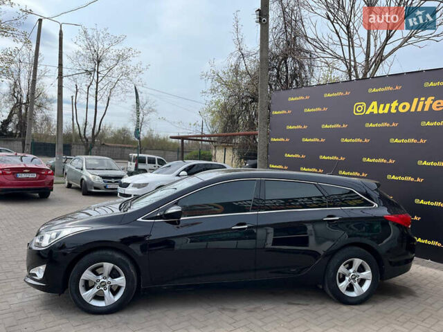 Черный Хендай и40, объемом двигателя 1.7 л и пробегом 182 тыс. км за 9500 $, фото 3 на Automoto.ua