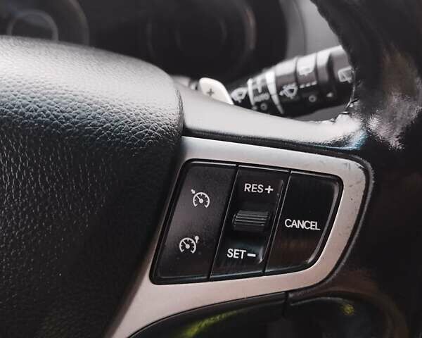 Черный Хендай и40, объемом двигателя 1.7 л и пробегом 213 тыс. км за 11700 $, фото 38 на Automoto.ua