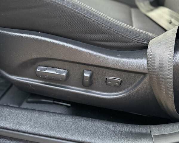 Чорний Хендай і40, об'ємом двигуна 1.7 л та пробігом 214 тис. км за 8999 $, фото 41 на Automoto.ua