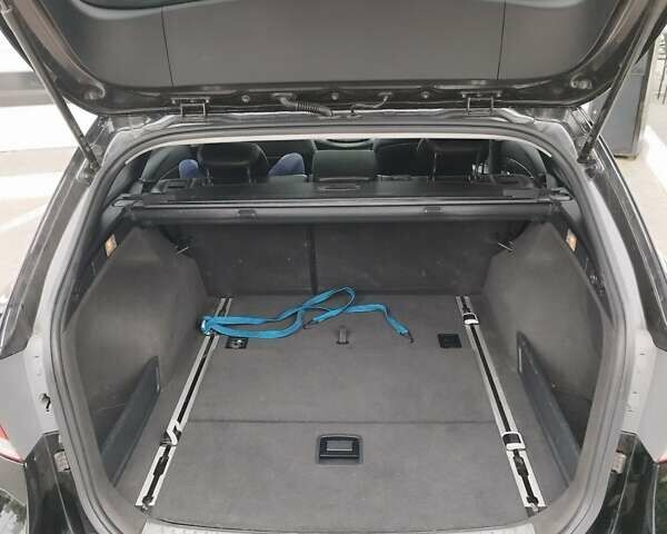 Черный Хендай и40, объемом двигателя 1.7 л и пробегом 213 тыс. км за 11700 $, фото 56 на Automoto.ua