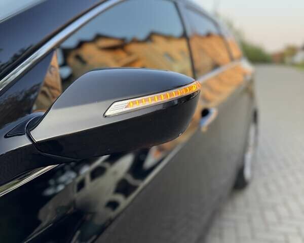 Чорний Хендай і40, об'ємом двигуна 1.7 л та пробігом 214 тис. км за 8999 $, фото 5 на Automoto.ua