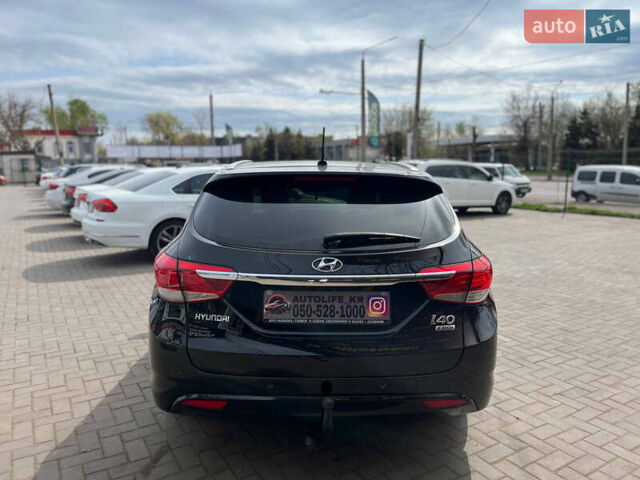 Черный Хендай и40, объемом двигателя 1.7 л и пробегом 182 тыс. км за 9500 $, фото 5 на Automoto.ua