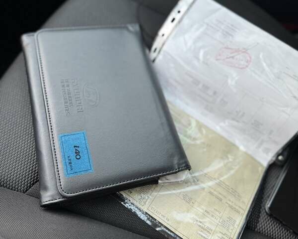 Чорний Хендай і40, об'ємом двигуна 1.7 л та пробігом 214 тис. км за 8999 $, фото 64 на Automoto.ua