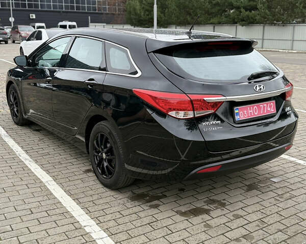 Черный Хендай и40, объемом двигателя 1.7 л и пробегом 197 тыс. км за 11000 $, фото 8 на Automoto.ua