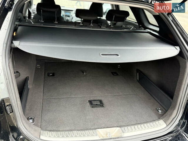 Черный Хендай и40, объемом двигателя 1.7 л и пробегом 197 тыс. км за 11000 $, фото 12 на Automoto.ua