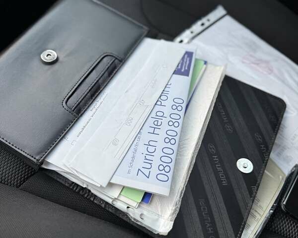 Чорний Хендай і40, об'ємом двигуна 1.7 л та пробігом 214 тис. км за 8999 $, фото 65 на Automoto.ua