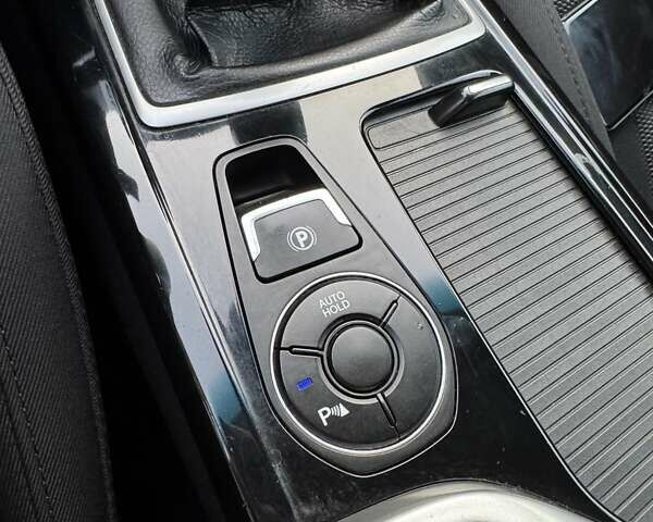 Чорний Хендай і40, об'ємом двигуна 1.7 л та пробігом 214 тис. км за 8999 $, фото 37 на Automoto.ua