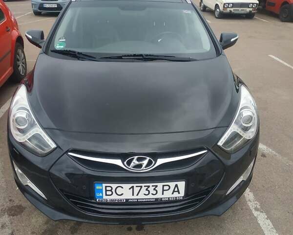 Черный Хендай и40, объемом двигателя 1.7 л и пробегом 213 тыс. км за 11700 $, фото 9 на Automoto.ua