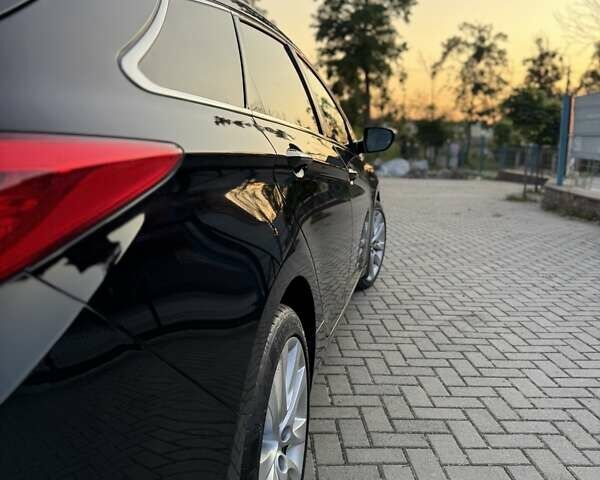 Чорний Хендай і40, об'ємом двигуна 1.7 л та пробігом 214 тис. км за 8999 $, фото 15 на Automoto.ua