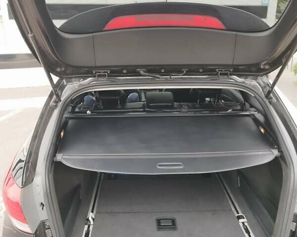 Черный Хендай и40, объемом двигателя 1.7 л и пробегом 213 тыс. км за 11700 $, фото 32 на Automoto.ua