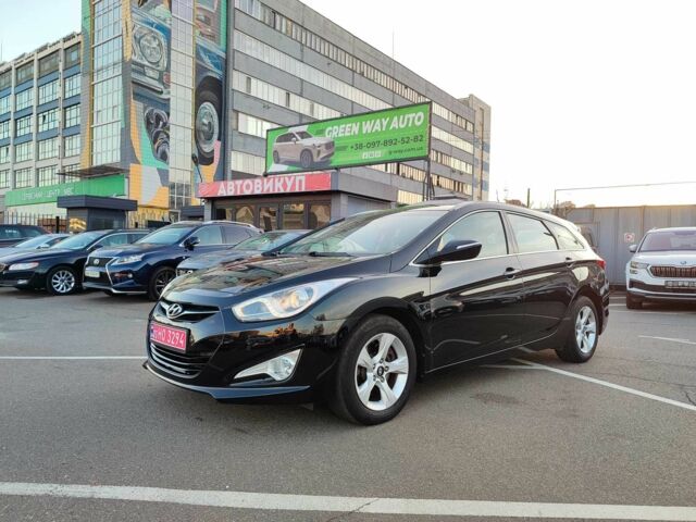 Черный Хендай и40, объемом двигателя 1.7 л и пробегом 165 тыс. км за 13900 $, фото 3 на Automoto.ua