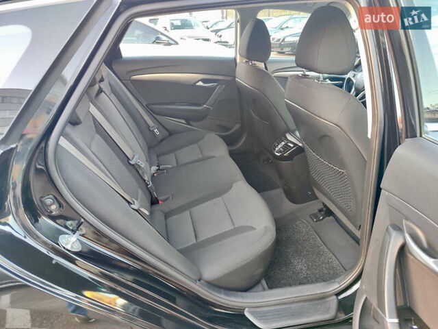 Черный Хендай и40, объемом двигателя 1.7 л и пробегом 165 тыс. км за 13900 $, фото 23 на Automoto.ua