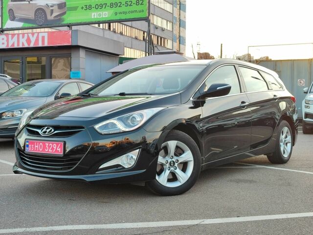 Черный Хендай и40, объемом двигателя 1.7 л и пробегом 165 тыс. км за 13900 $, фото 14 на Automoto.ua