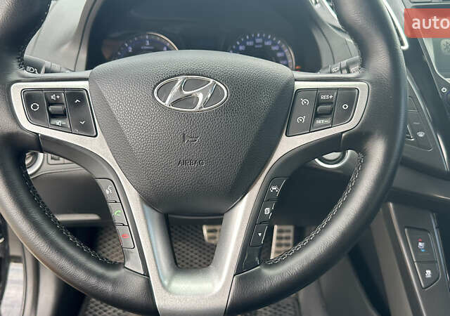 Чорний Хендай і40, об'ємом двигуна 1.7 л та пробігом 212 тис. км за 11900 $, фото 8 на Automoto.ua