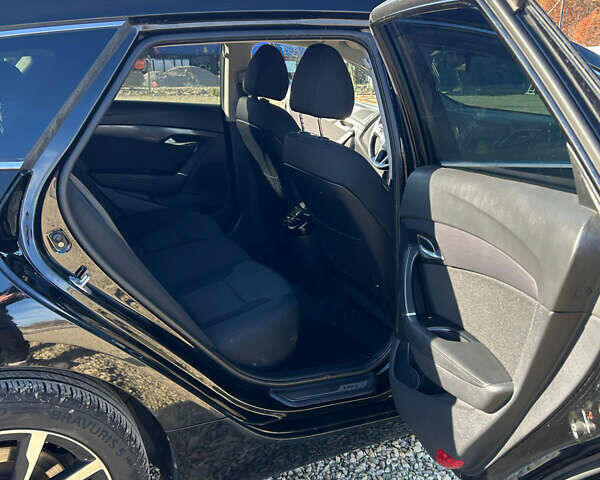 Чорний Хендай і40, об'ємом двигуна 1.7 л та пробігом 250 тис. км за 9550 $, фото 11 на Automoto.ua