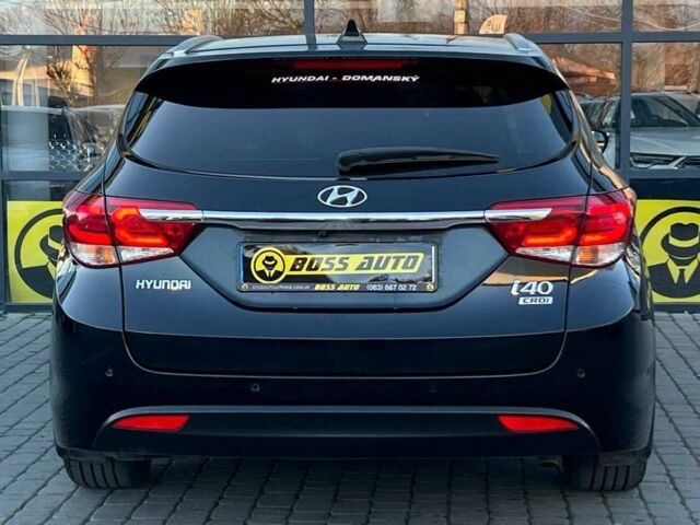 Черный Хендай и40, объемом двигателя 1.6 л и пробегом 318 тыс. км за 11700 $, фото 5 на Automoto.ua