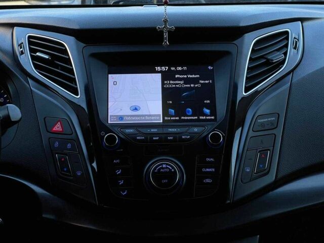 Черный Хендай и40, объемом двигателя 1.6 л и пробегом 318 тыс. км за 11700 $, фото 18 на Automoto.ua