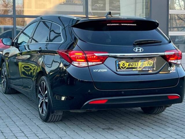 Черный Хендай и40, объемом двигателя 1.6 л и пробегом 318 тыс. км за 11700 $, фото 4 на Automoto.ua