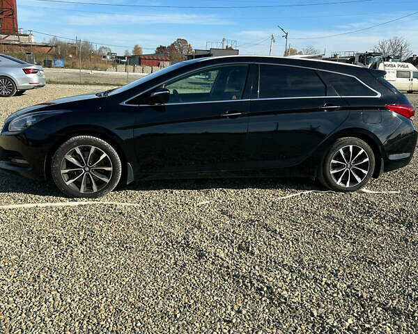 Чорний Хендай і40, об'ємом двигуна 1.7 л та пробігом 250 тис. км за 9550 $, фото 1 на Automoto.ua