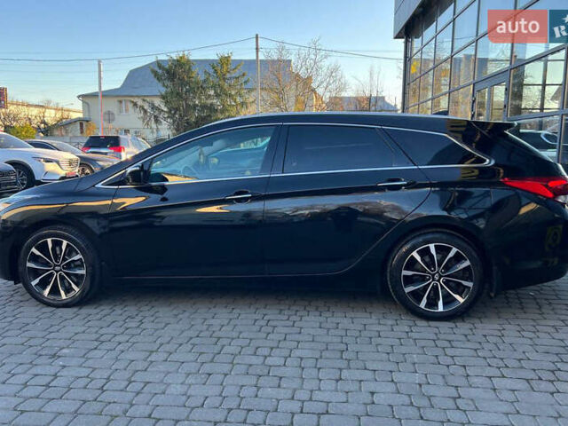 Черный Хендай и40, объемом двигателя 1.6 л и пробегом 318 тыс. км за 11700 $, фото 3 на Automoto.ua