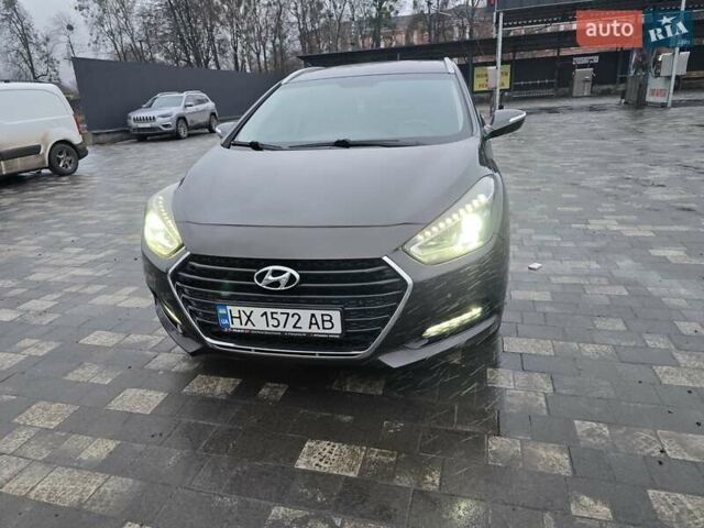 Коричневый Хендай и40, объемом двигателя 1.69 л и пробегом 321 тыс. км за 12200 $, фото 20 на Automoto.ua