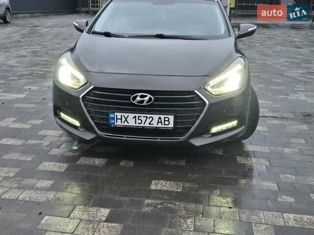 Коричневый Хендай и40, объемом двигателя 1.69 л и пробегом 321 тыс. км за 12200 $, фото 18 на Automoto.ua