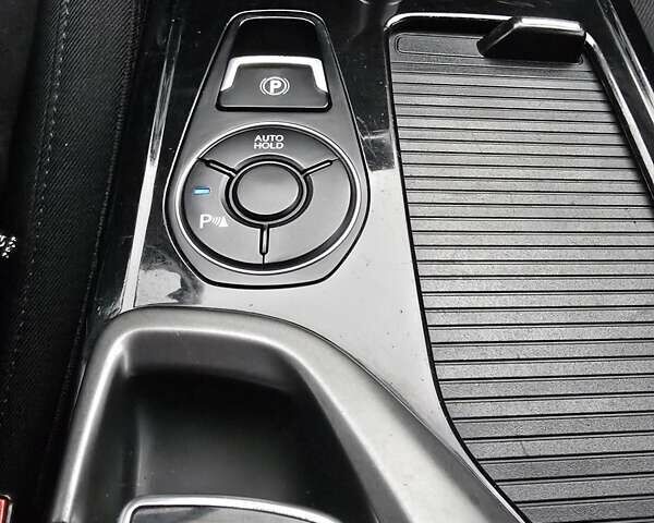 Коричневый Хендай и40, объемом двигателя 1.69 л и пробегом 321 тыс. км за 12200 $, фото 29 на Automoto.ua