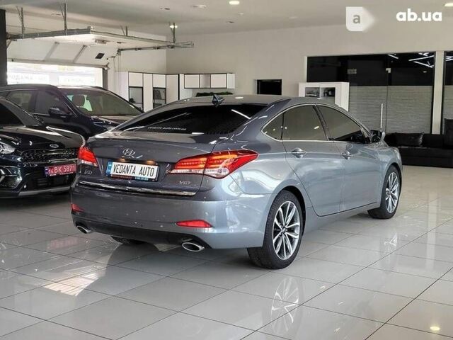 Хендай и40, объемом двигателя 1.7 л и пробегом 150 тыс. км за 16900 $, фото 3 на Automoto.ua