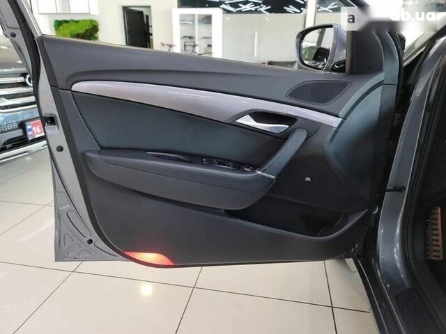 Хендай и40, объемом двигателя 1.7 л и пробегом 150 тыс. км за 16900 $, фото 11 на Automoto.ua