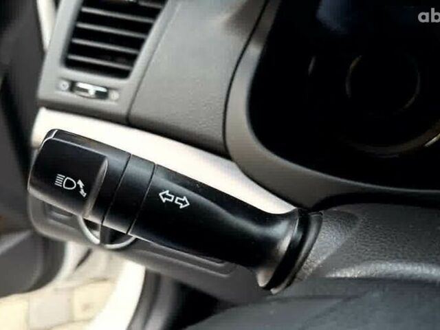 Хендай и40, объемом двигателя 1.7 л и пробегом 337 тыс. км за 9790 $, фото 14 на Automoto.ua