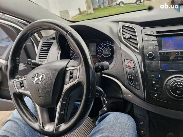 Хендай і40, об'ємом двигуна 1.7 л та пробігом 245 тис. км за 6999 $, фото 20 на Automoto.ua