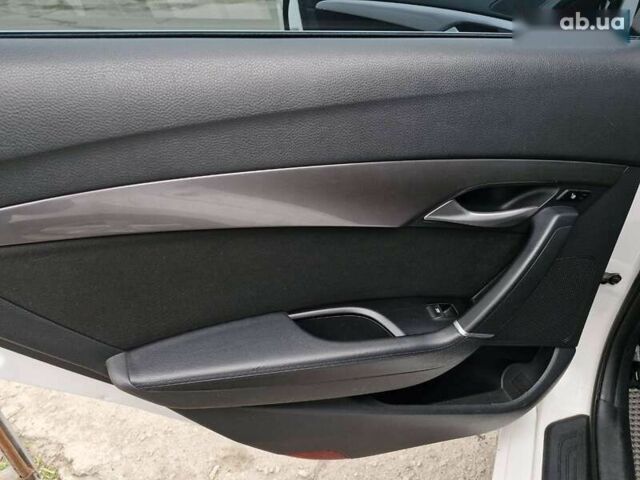 Хендай і40, об'ємом двигуна 1.7 л та пробігом 245 тис. км за 6999 $, фото 11 на Automoto.ua