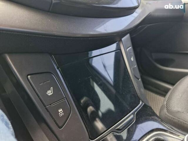 Хендай і40, об'ємом двигуна 1.7 л та пробігом 245 тис. км за 6999 $, фото 24 на Automoto.ua