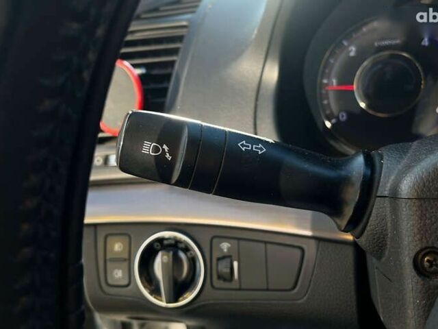 Хендай и40, объемом двигателя 1.7 л и пробегом 180 тыс. км за 10300 $, фото 15 на Automoto.ua