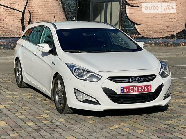 Хендай і40, об'ємом двигуна 1.7 л та пробігом 226 тис. км за 8800 $, фото 4 на Automoto.ua