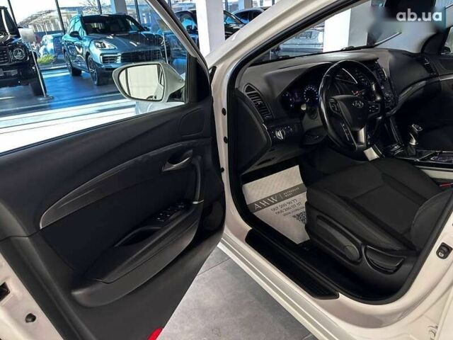 Хендай и40, объемом двигателя 0 л и пробегом 288 тыс. км за 9300 $, фото 12 на Automoto.ua