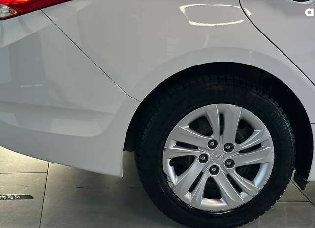 Хендай и40, объемом двигателя 0 л и пробегом 288 тыс. км за 9300 $, фото 7 на Automoto.ua