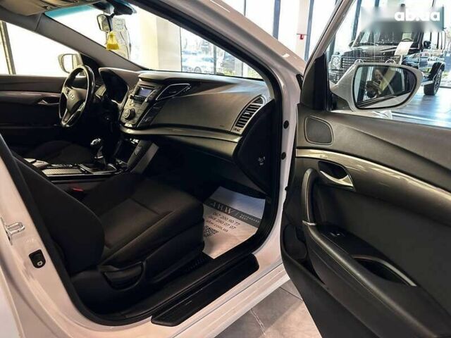 Хендай и40, объемом двигателя 0 л и пробегом 288 тыс. км за 9300 $, фото 27 на Automoto.ua